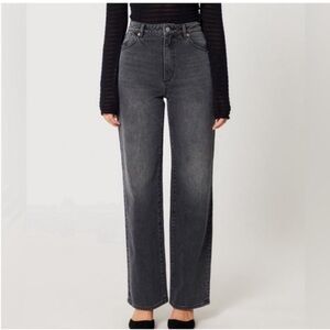 Rolla’s Heidi Loose Straight Leg Jeans